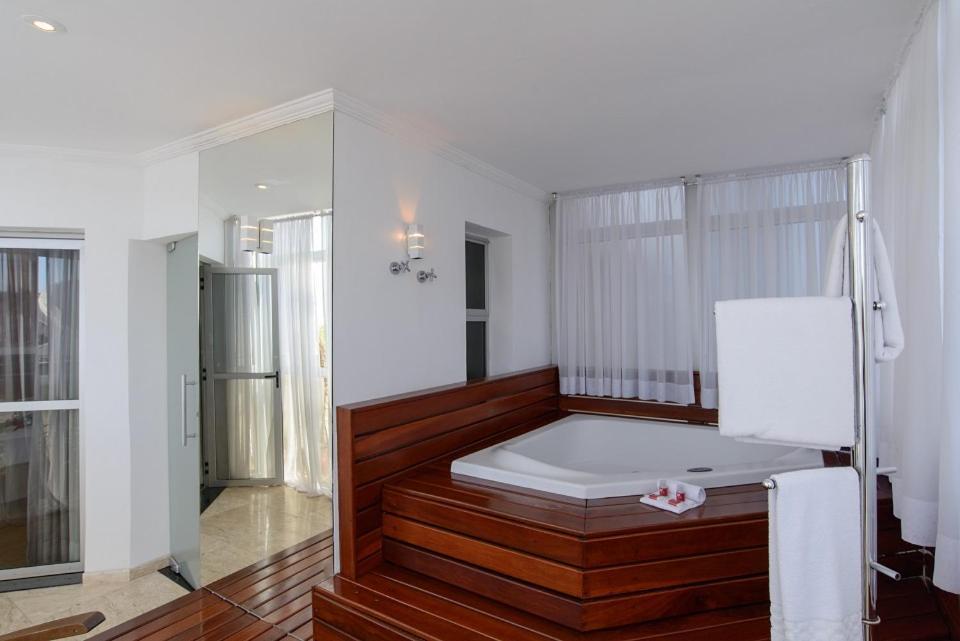 Faro Hotel São José dos Campos Екстериор снимка